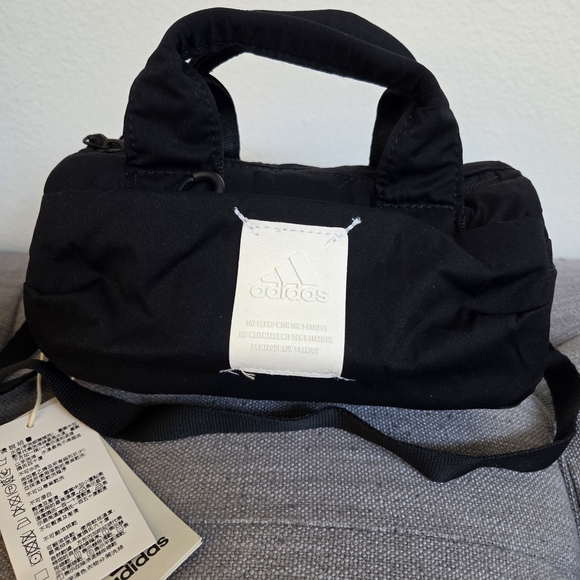 Adidas Black Mini Duffle Bag Nwt - Picture 1 of 16